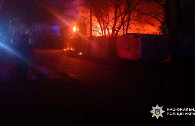 В Киеве в помещении СТО произошел взрыв — полиция сообщила детали, фото