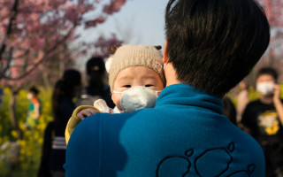 Скандал в Китае: бизнесмен требует $42 млн от бывшей, а она утверждает — все потратила на 300 общих детей