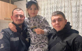На Запоріжжі дитина викликала поліцію, бо думала, що в неї вкрали в магазині 130 гривень
