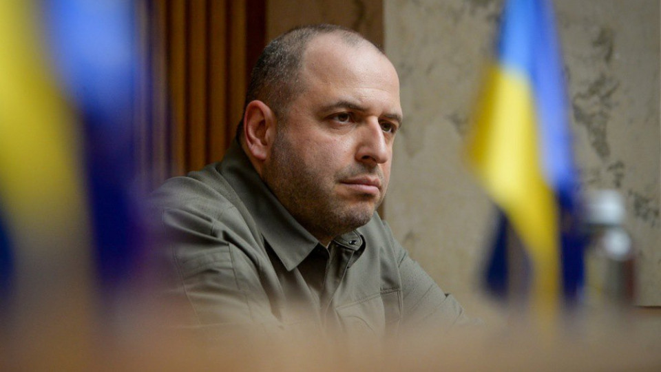 Рустем Умеров во главе украинской делегации уже вылетел в США на переговоры по мирному плану