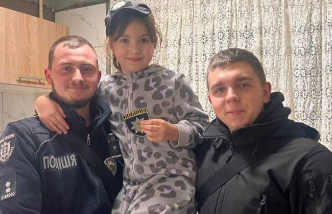 В Запорожье ребенок вызвал полицию, потому что думал, что у него украли в магазине 130 гривен