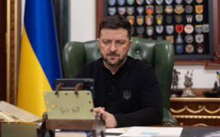 Важливі дні, і багато може змінитися, — Зеленський провів телефонні розмови з Рютте та фон дер Ляєн