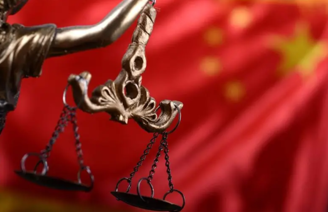 В Китае 14-летнего подростка приговорили к пожизненному заключению за убийство одноклассницы