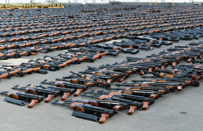 Коли зброя — злочин: правила застосування та що загрожує за незаконне зберігання