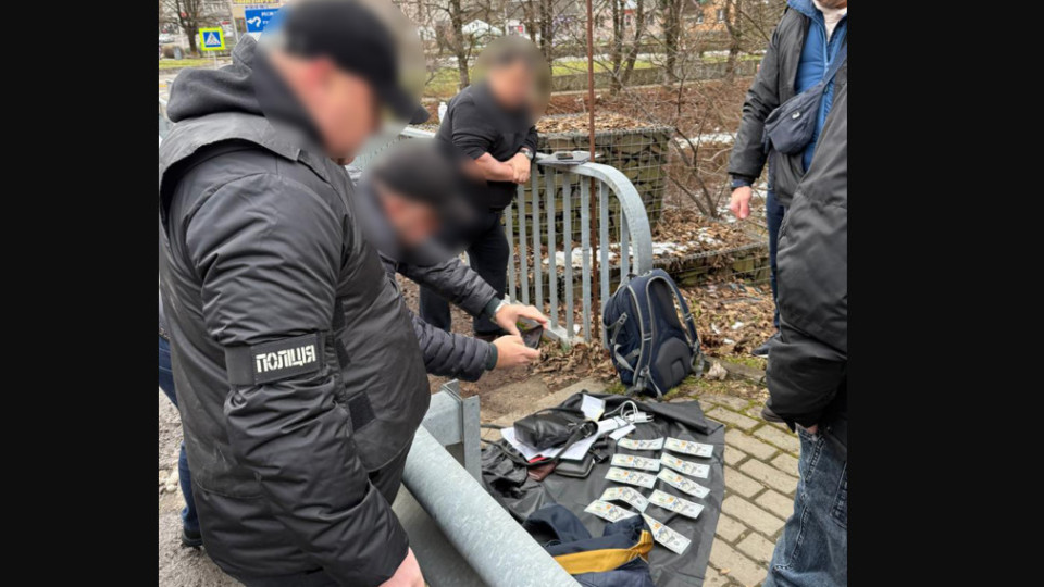 Судью Воловецкого райсуда Закарпатской области Александра Пелиха разоблачили на получении взятки