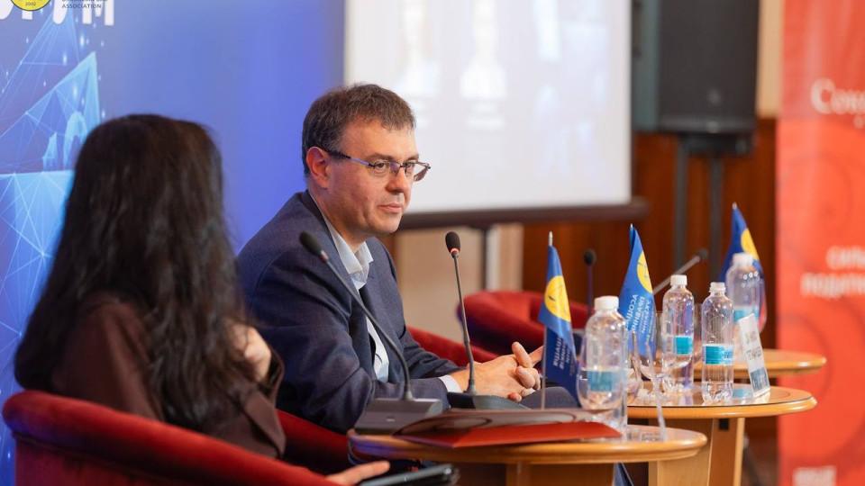 Гетманцев объяснил, почему производительность труда в Украине в 3–5 раз ниже, чем в странах ЕС, и при чем здесь пенсия