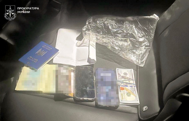 11000 долларов за «билет» в Румынию — во Львове будут судить трех «переправщиков»