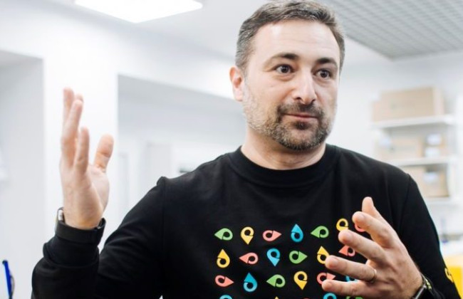 Смілянський тролить тих, хто скаржниться на його зарплату: до чого тут OnlyFans та тариф «Ескорт»