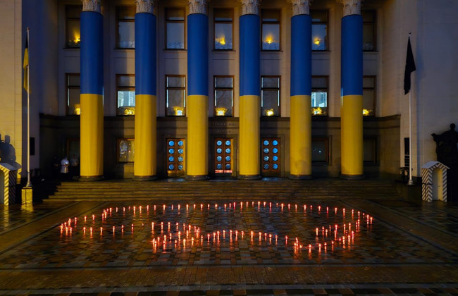 Обновленная Хартия региональных языков: Рада приняла изменения в законы о нацменьшинствах и СМИ