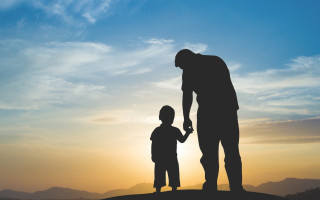 Гарантии для отцов, которые воспитывают детей самостоятельно, не должны ограничивать право на брак — позиция НААУ