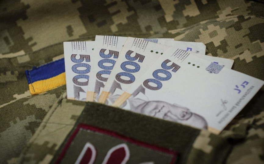 КАС ВС роз’яснив питання розміру доплат за науковий ступінь та вчене звання військовослужбовцям