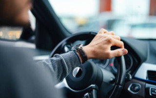 12 лет не сможет водить автомобиль — на Закарпатье суд наказал мужчину за повторное вождение без прав