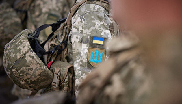 Кабмін розширює можливості служби іноземців у ЗСУ: нові контракти, звання і правила перевірки