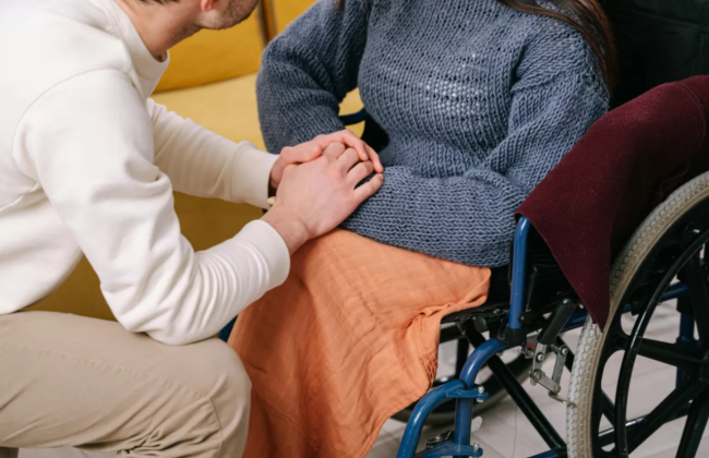 Кабмін вдосконалив автоматичне продовження відстрочок для опікунів та доглядальників