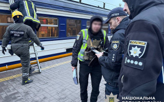 У Киеве на станции Выдубичи погиб 16-летний зацепер — он вылез на вагон электрички