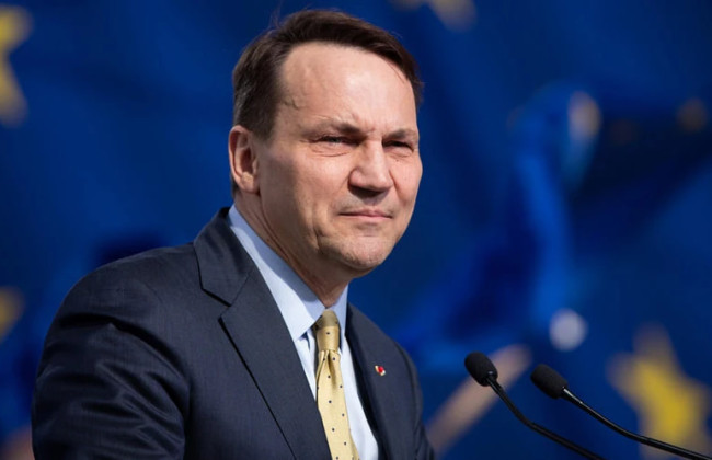 Очільник МЗС Польщі Сікорський на заклик Маска «ліквідувати ЄС» порадив йому «летіти на Марс»