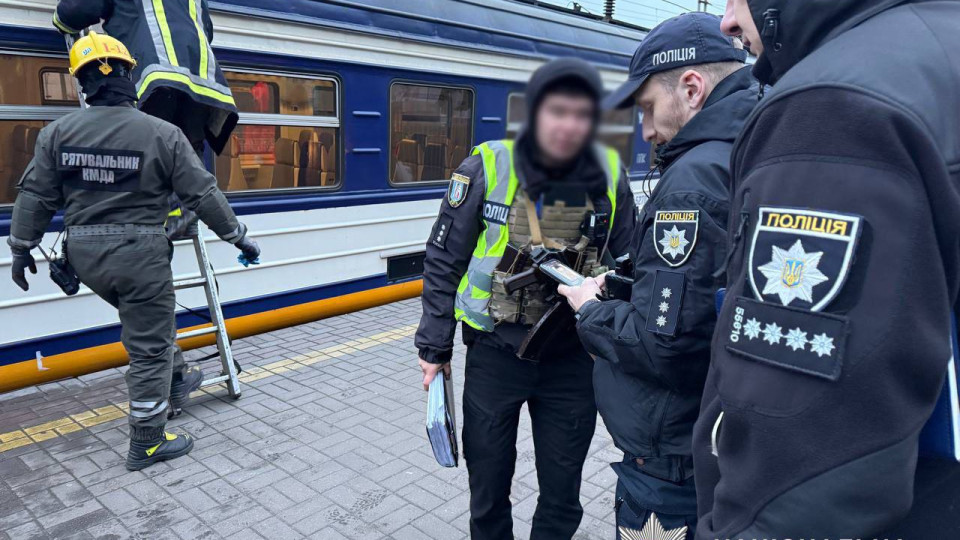 У Киеве на станции Выдубичи погиб 16-летний зацепер — он вылез на вагон электрички