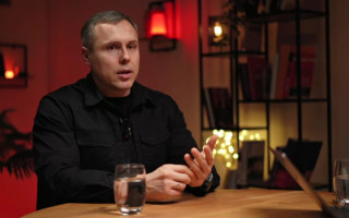 Либо принудительная мобилизация, либо новый общественный договор: кто должен воевать, а кто может выехать из Украины, – заявил Костенко