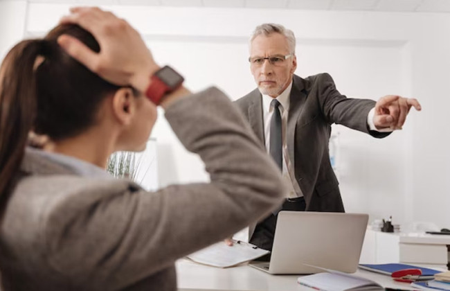 Женщину уволили за слишком ранний приход на работу: суд встал на сторону работодателя