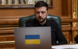 Зеленский ожидает доклада Умерова и Гнатова о готовности США корректировать мирный план