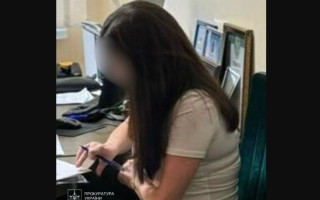 У Києві судитимуть приватного нотаріуса, яка зареєструвала право власності на приватний будинок, не введений в експлуатацію