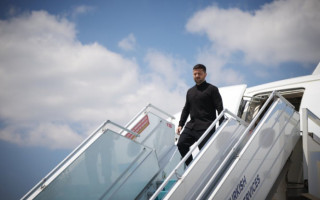 Зеленский прибыл в Рим на встречу с Папой Львом XIV и премьер-министром Мелони