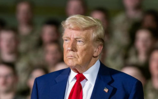 «Можливо, Зеленський переміг би», — Трамп заявив, що в Україні необхідно провести вибори