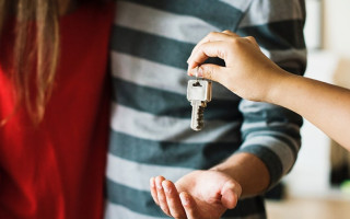 Снимаете жилье — как получить льготы на коммунальные услуги по месту фактического проживания