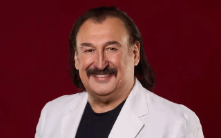 У команді Степана Гіги відреагували на чутки, що артист упав у кому