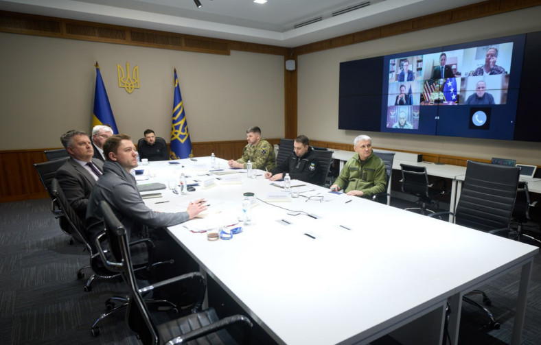 Зеленський заявив, що обговорив з представниками США питання гарантій безпеки