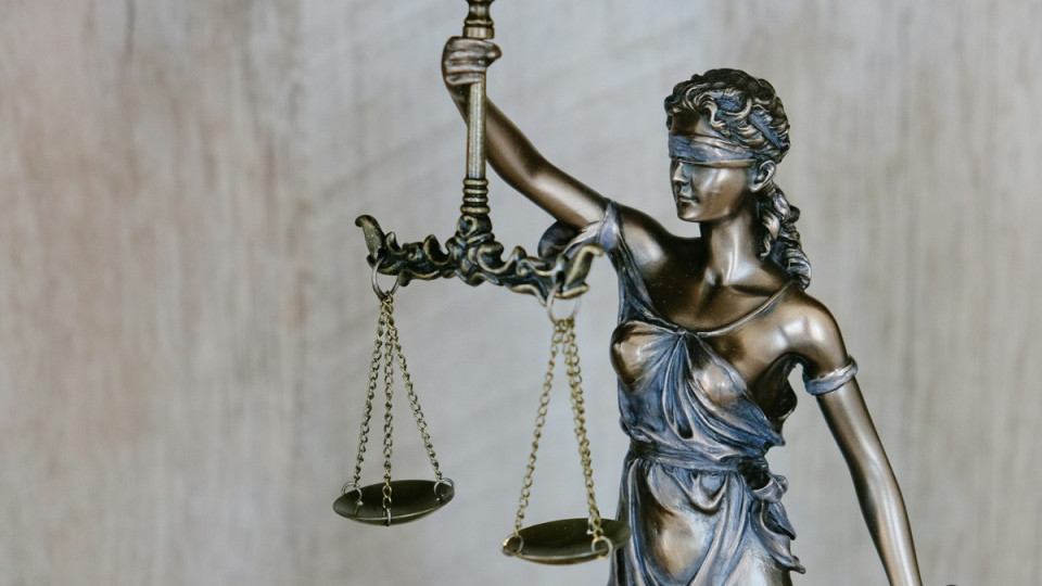 25 років шлюбу, рак і довічна інвалідність: суд зобов’язав чоловіка утримувати колишню дружину