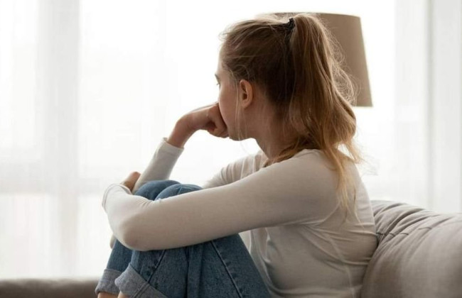 14 років без підтримки — школярка через суд домоглася позбавлення матері батьківських прав