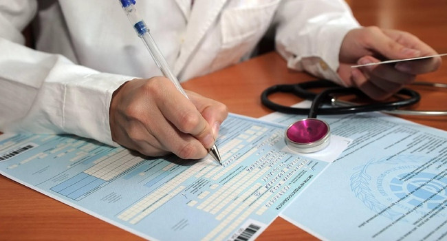 Сколько платят за больничный и от чего зависит размер пособия – объяснение