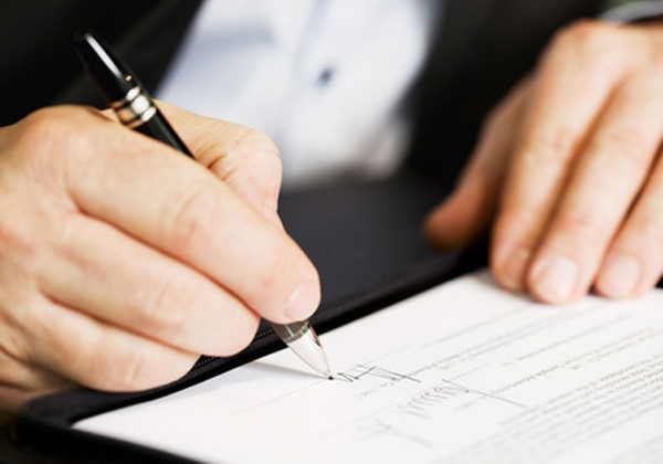 Заверение подлинности подписи на документах: правила и юридические требования