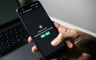 У США чоловік, який спілкувався з ChatGPT у стані марення, убив матір, після чого наклав на себе руки