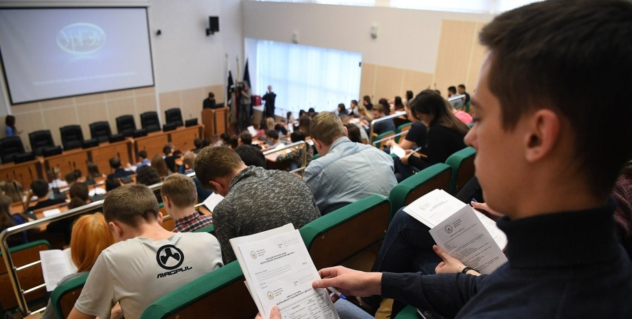 В МОН объяснили, для кого в университетах вводят «нулевой курс»