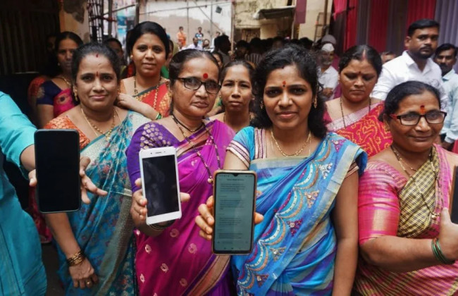 В Індії жінки почали отримувати виплати за хатню та доглядову працю