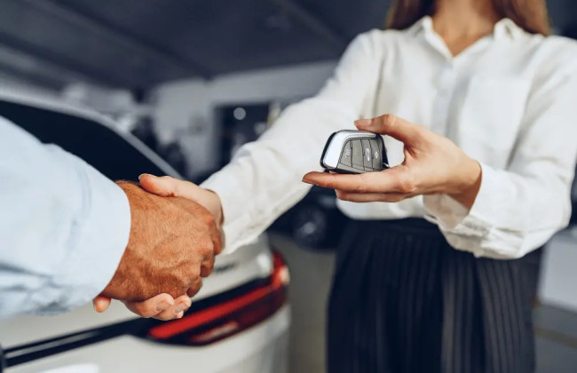 У Чернігові жінка продала авто, а потім пішла по судах: чим закінчилась історія у Верховному Суді