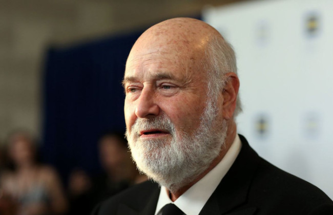 В Лос-Анджелесе нашли убитыми известного режиссера Роба Райнера и его жену