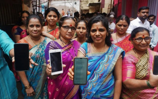 В Индии женщины начали получать выплаты за домашний труд и уход за детьми