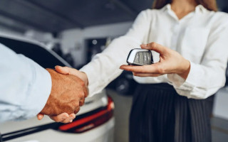 В Чернигове женщина продала автомобиль, а потом пошла по судам: чем закончилась история в Верховном Суде