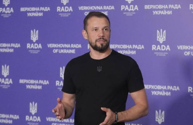 Підвищення зарплат педагогам: Сергій Бабак уточнив, коли і на скільки зростуть виплати