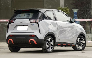 У Києві майор поліції викрав автомобіль, але отримав умовне покарання — рішення суду