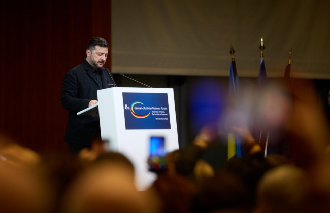 Зеленский призвал партнеров поддержать Украину в выплатах семьям погибших военнослужащих