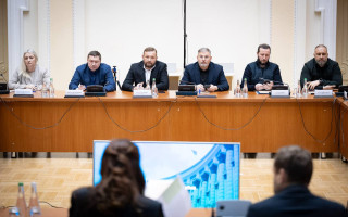 Уряд переводить визначених споживачів супутнього навантаження на загальні графіки відключення світла