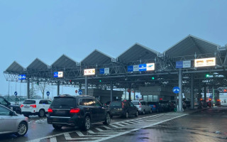 Різдвяний трафік на кордоні – де на Львівщині найменші черги