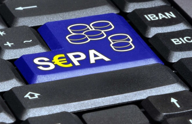 Правительство одобрило законопроект о присоединении Украины к SEPA: банки, бизнес и разоблачители – кого коснутся новые правила