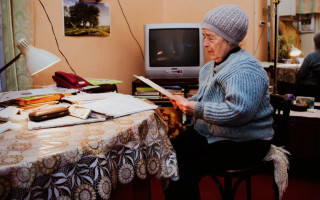 Почти как на экзамене: какие вопросы задают пенсионерам во время видеоидентификации