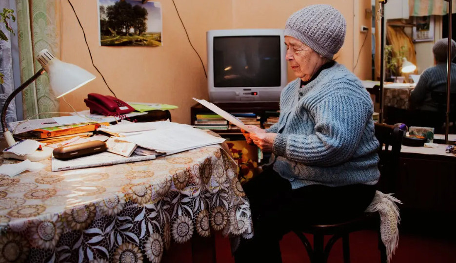 Майже як на екзамені: які питання ставлять пенсіонерам під час відеоідентифікації