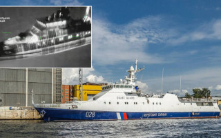 Украинские дроны поразили российский корабль «Охотник» и буровую платформу в Каспийском море